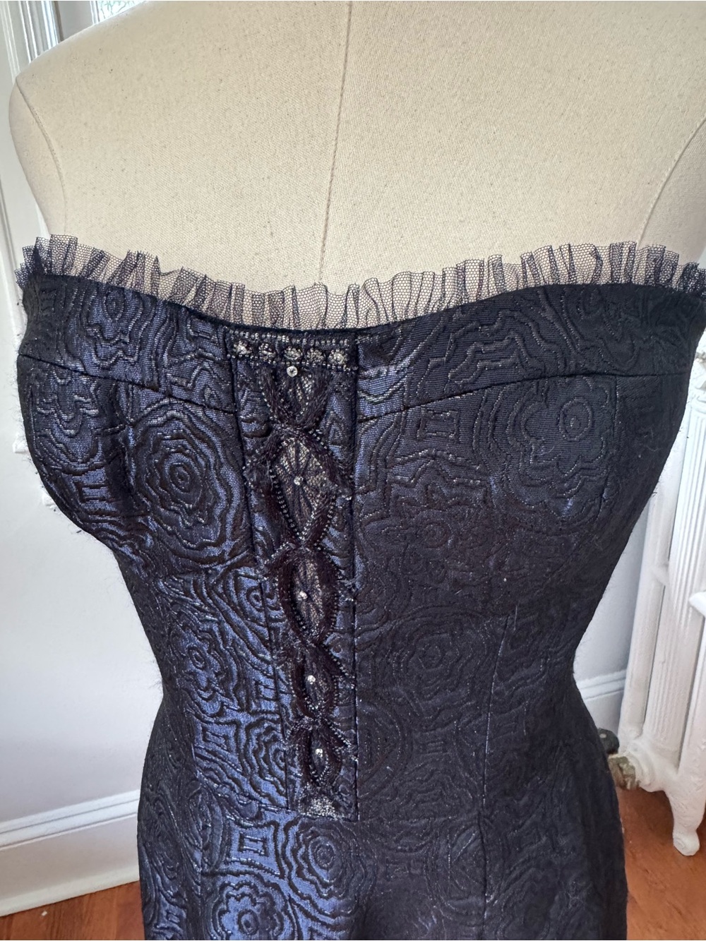 Badgley Mischka navy/Black Jacquard textured Dress